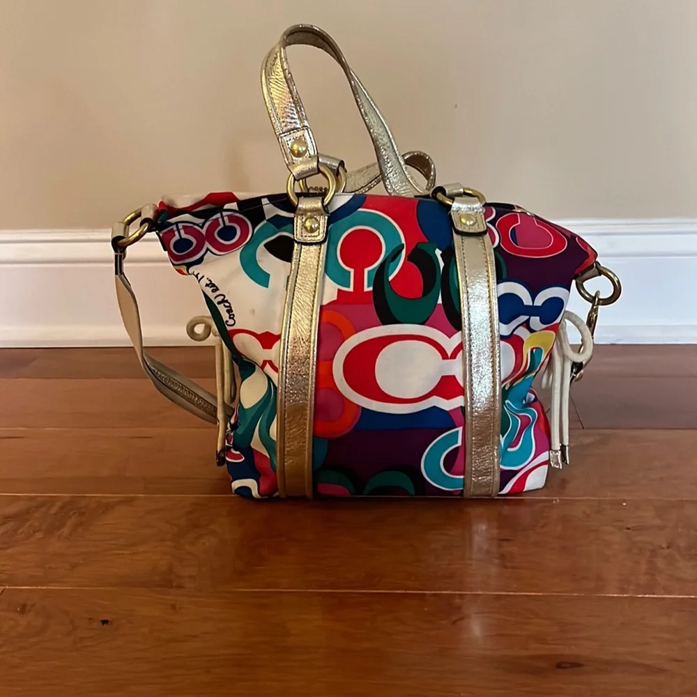 Genuine Coach Shoulder Bag - Picture 1 of 2